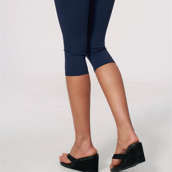 RogueFit Capri Leggings
