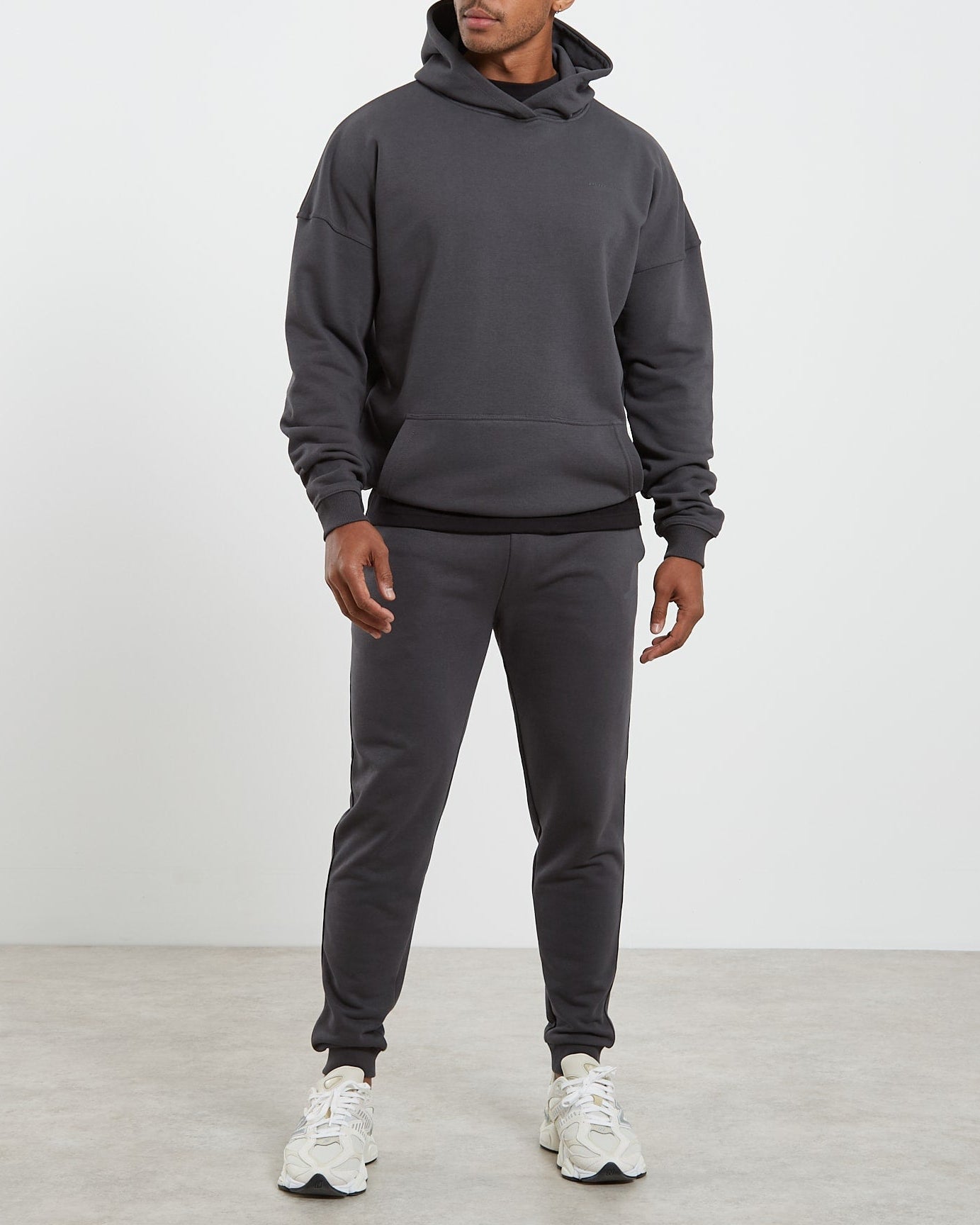 Core Loopback Hoodie - Cinzento Onyx
