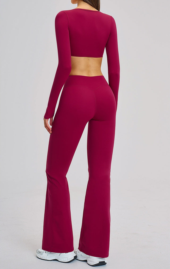 Conjunto Deportivo Acampanado con Top Halter y Espalda Descubierta para Mujer