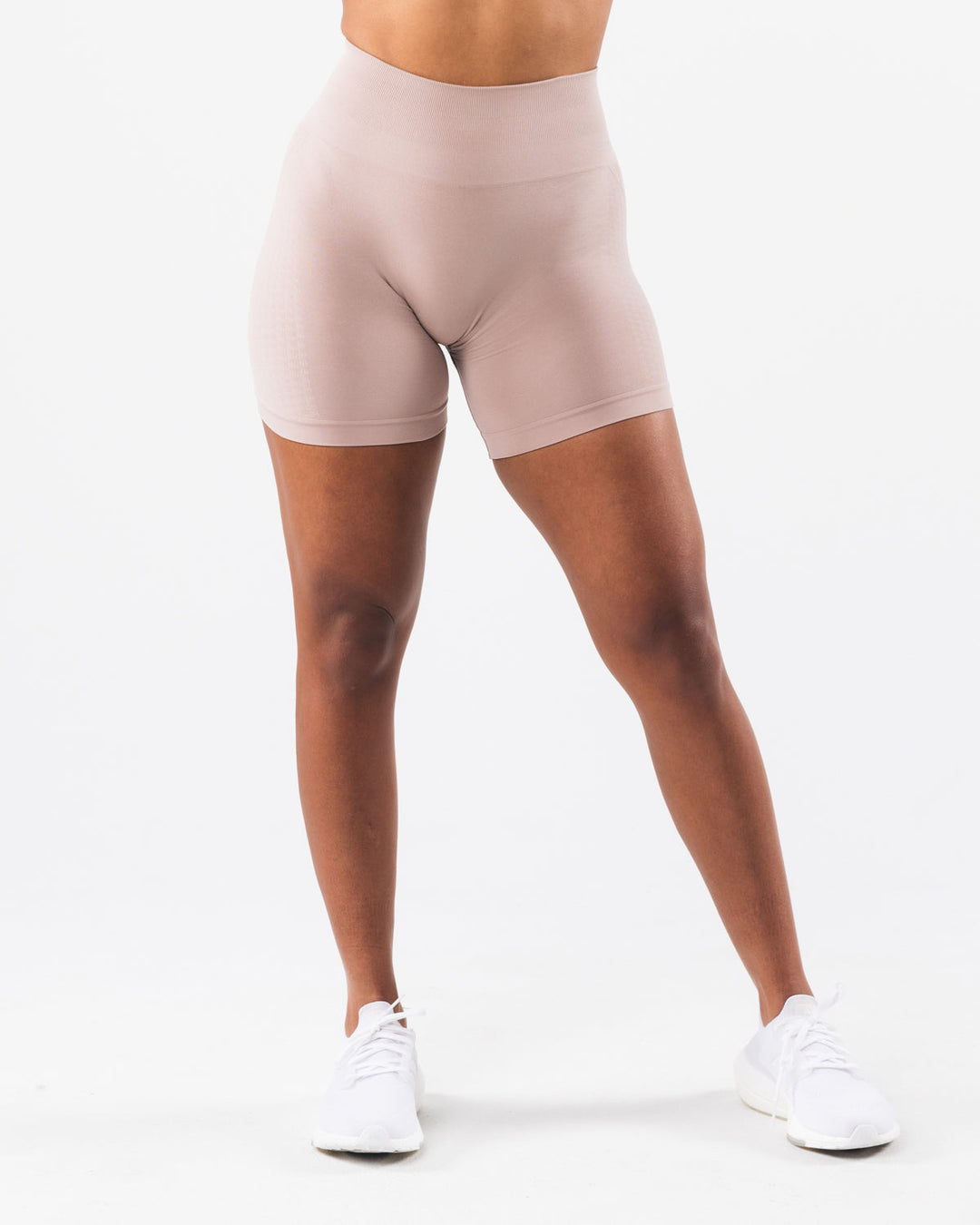 Vorti Contour Ultra-High Rise Short - Porcelain