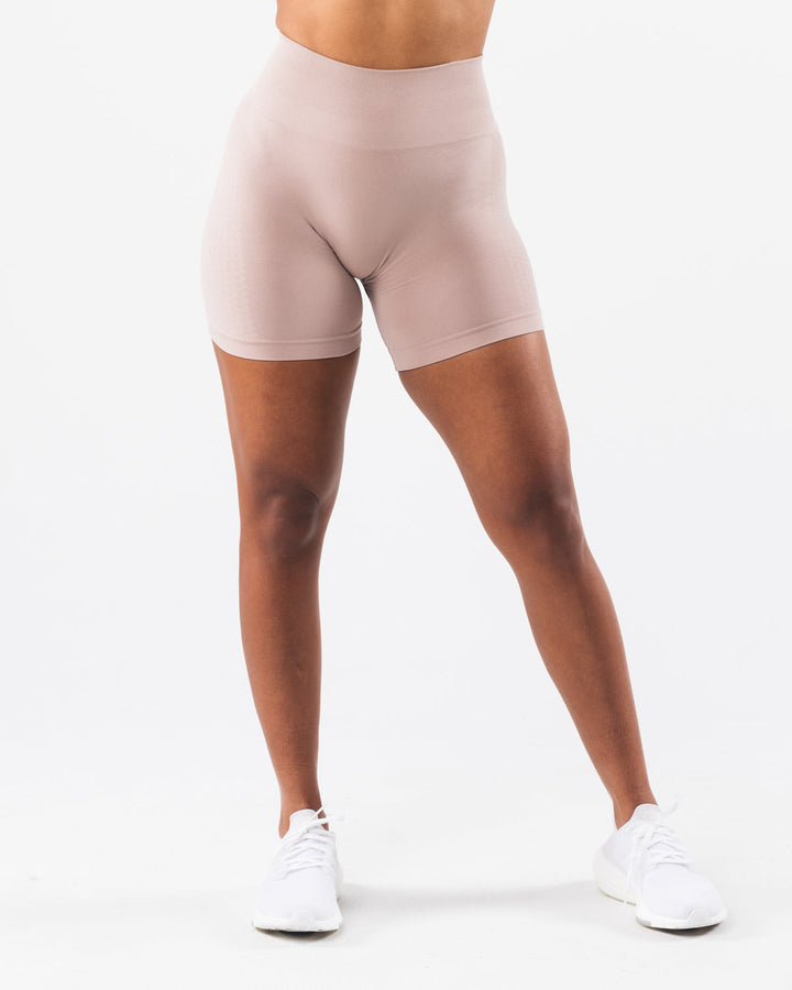 Vorti Contour Ultra-High Rise Short - Porcelain