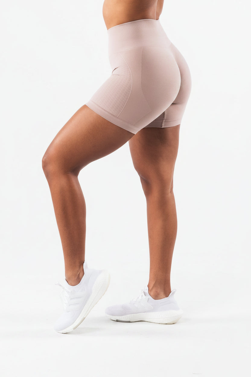 Vorti Contour Ultra-High Rise Short - Porcelain