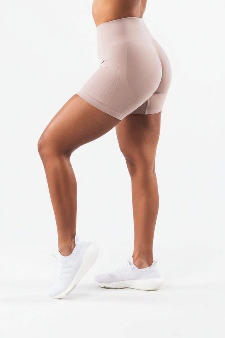 Vorti Contour Ultra-High Rise Short - Porcelain