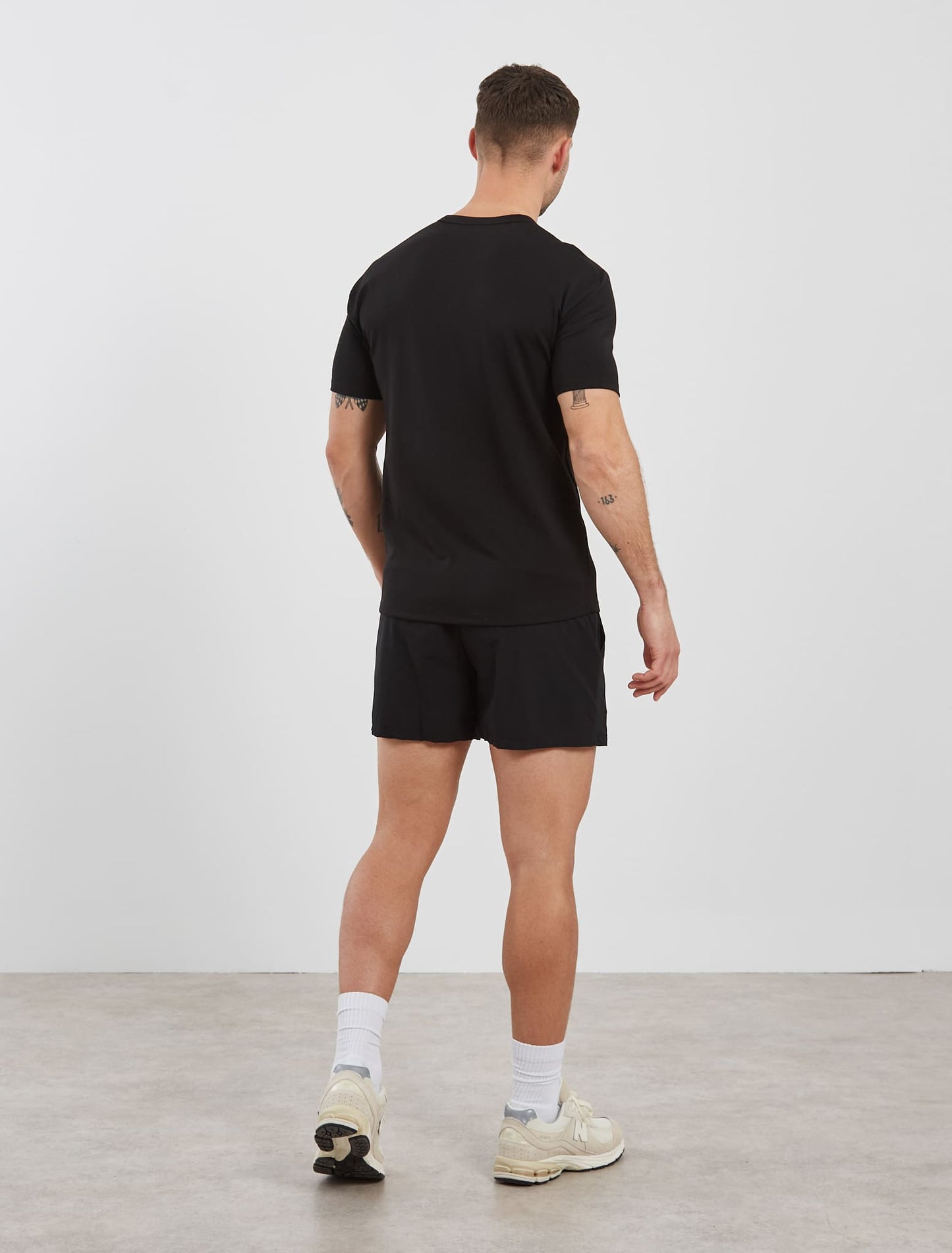 Essential Slim Fit T-Shirt - Black
