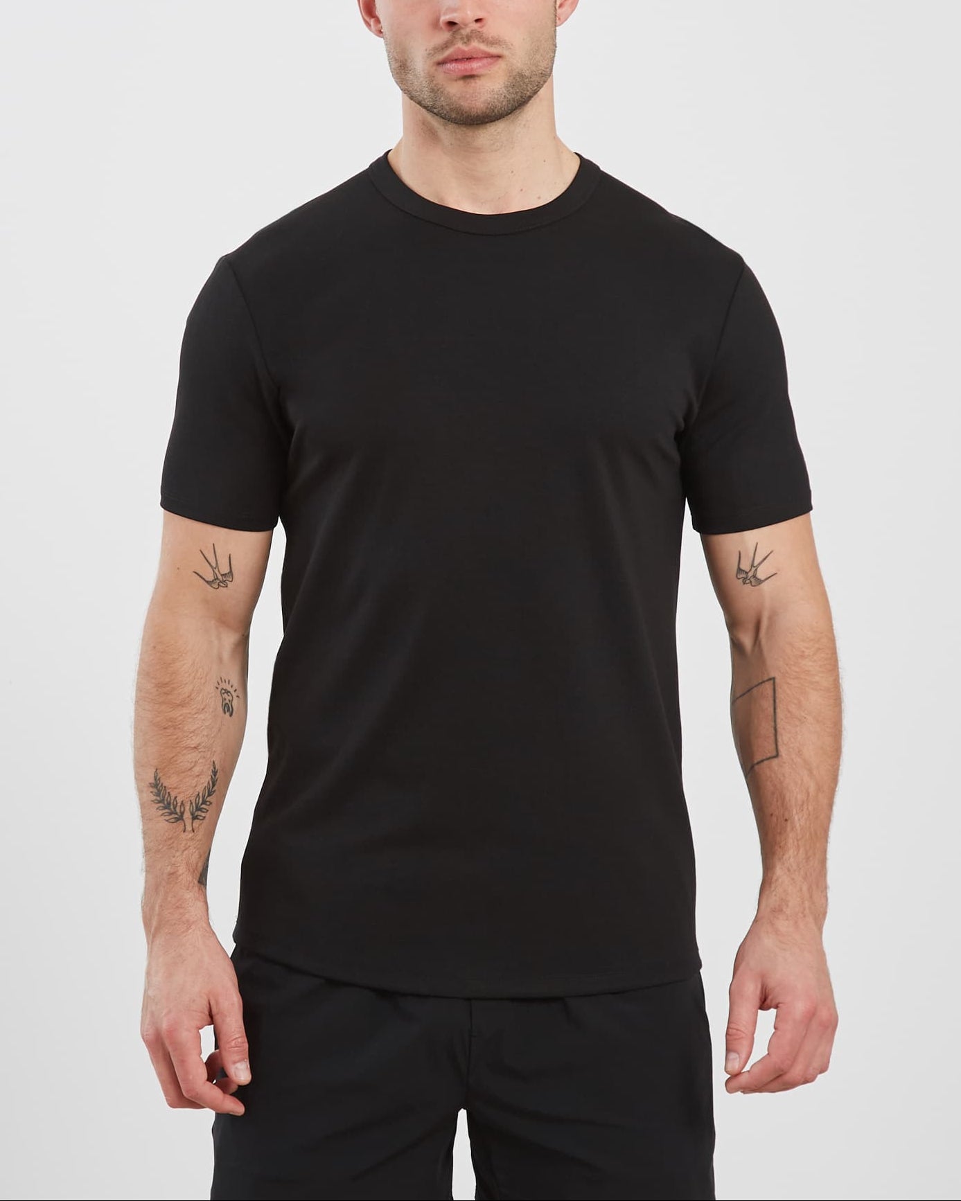 Essential Slim Fit T-Shirt - Black