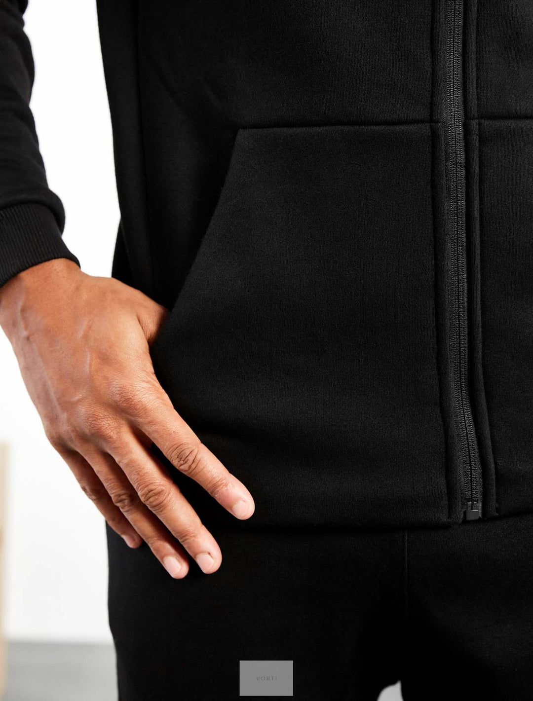 Vorti Icon Tapered Jacket - Black