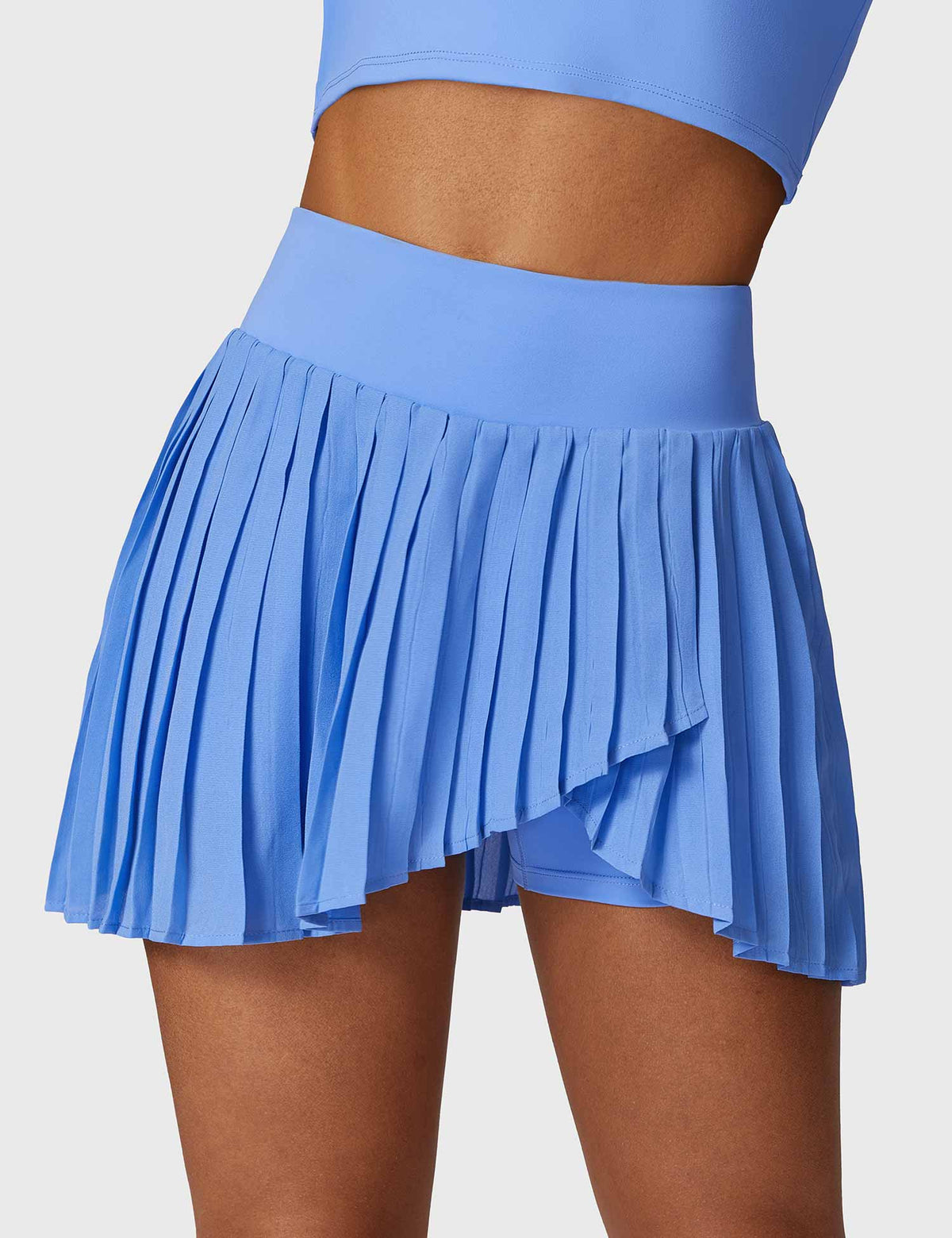 Conjunto Top Crop y Skort Azul