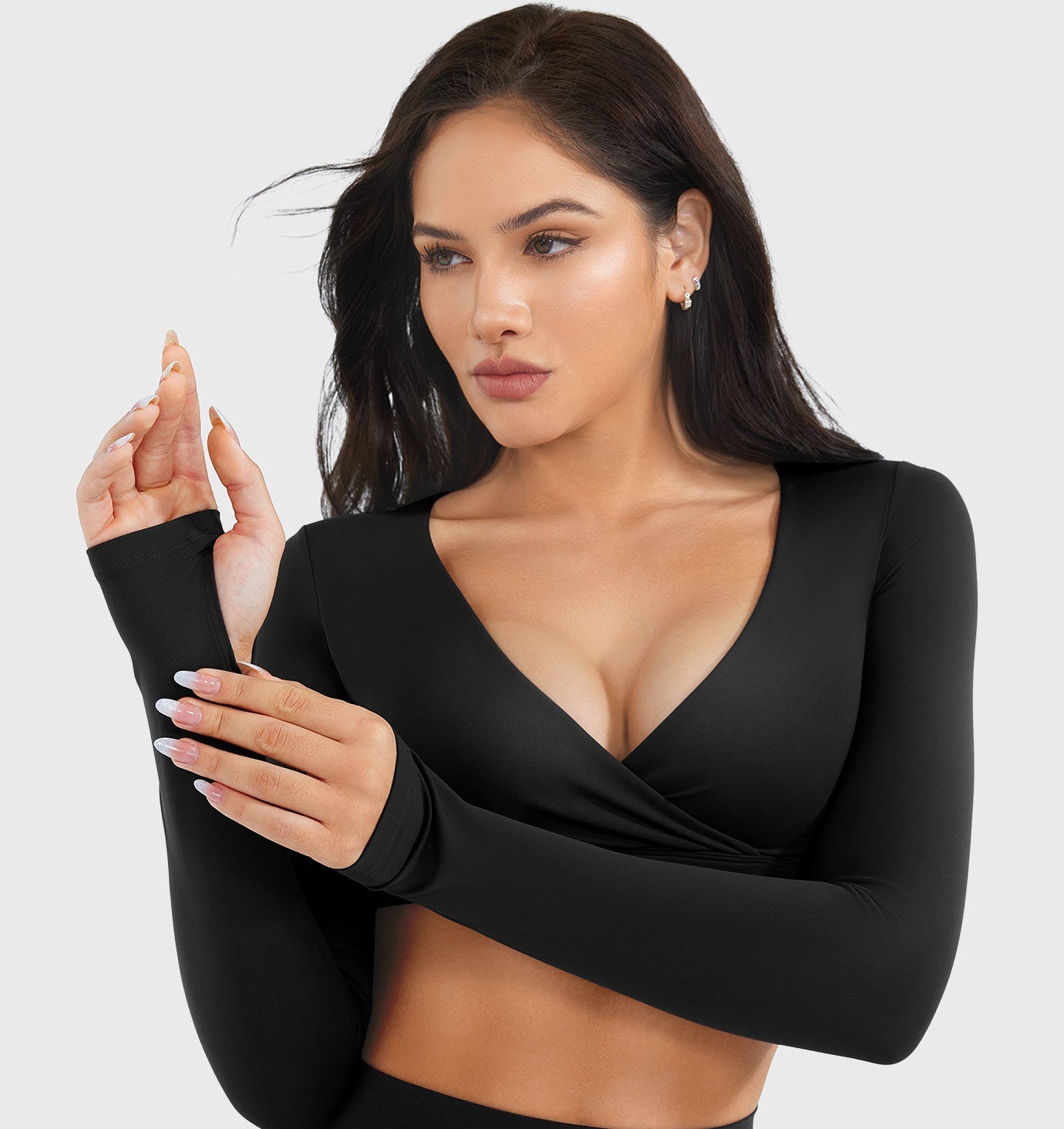 Vorti Aberney V Neck Long Sleeve Crop Top