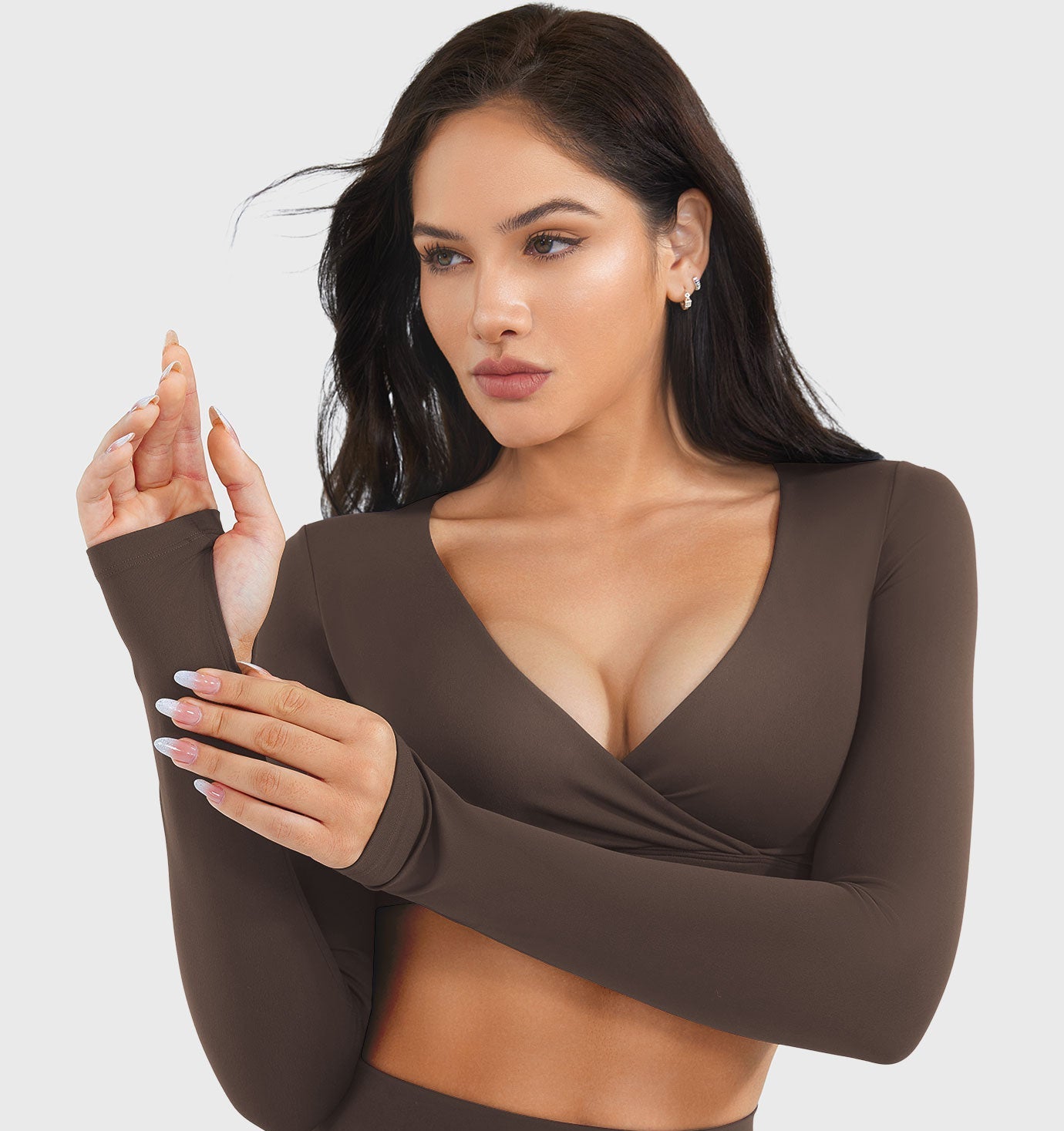 Vorti Aberney V Neck Long Sleeve Crop Top