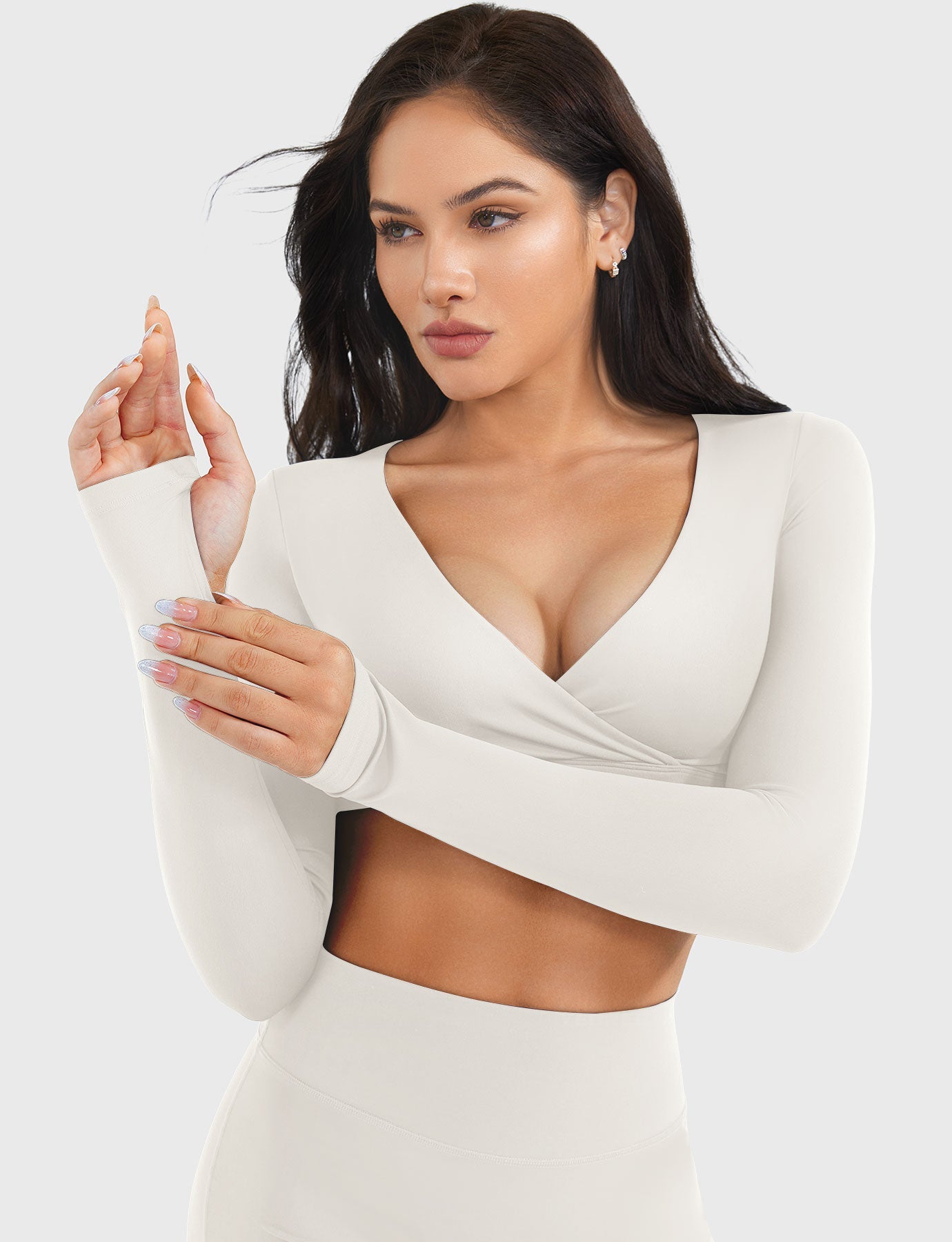 Vorti Aberney V Neck Long Sleeve Crop Top