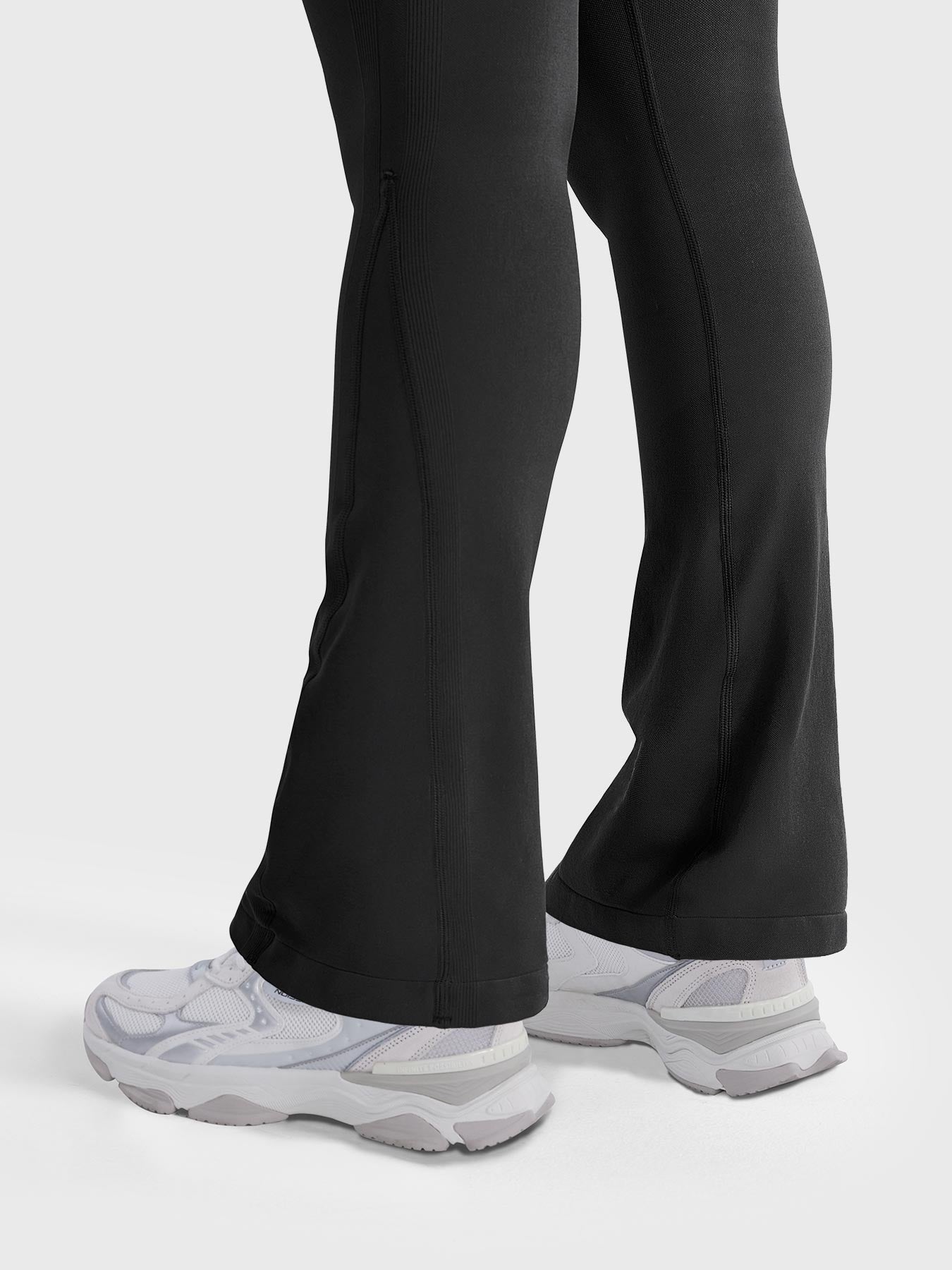 Vorti Lilliean 28" Mini Flare Leggings